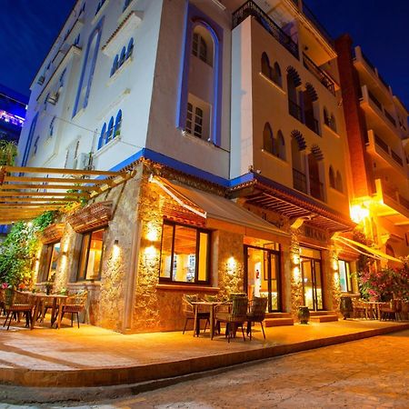 Maison D'Hote Bien Equipe Au Centre De Чефчауен Екстериор снимка