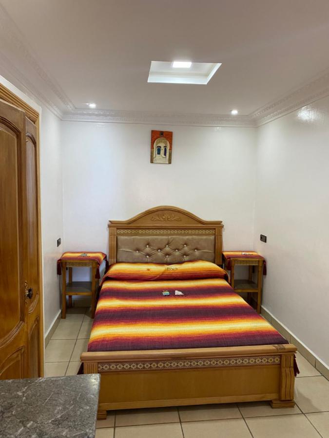 Maison D'Hote Bien Equipe Au Centre De Чефчауен Екстериор снимка