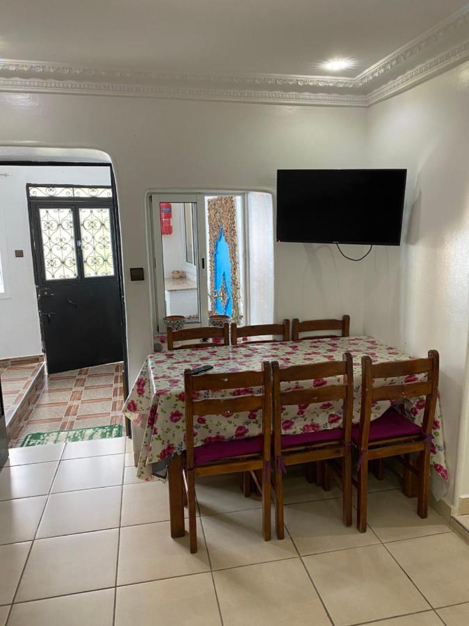 Maison D'Hote Bien Equipe Au Centre De Чефчауен Екстериор снимка